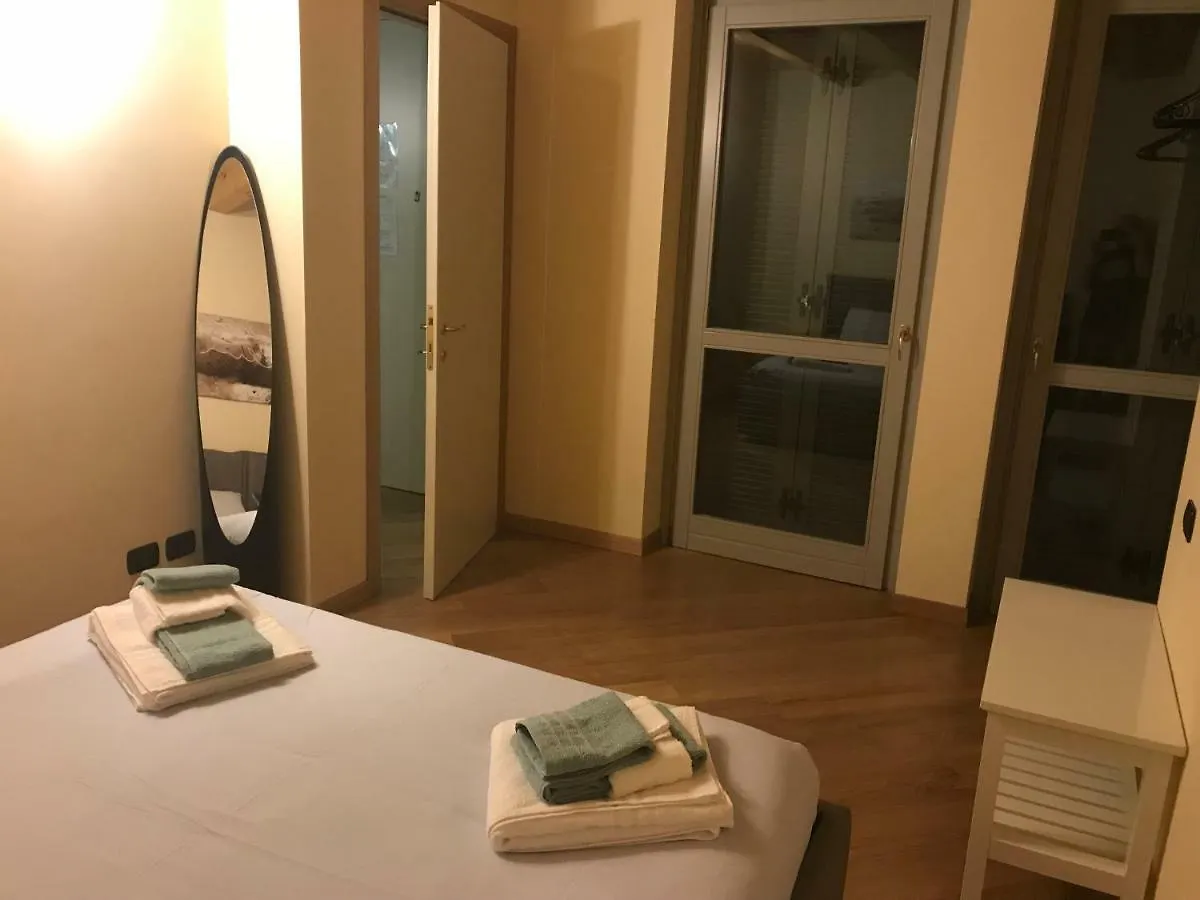 House Of Artist Apartment Bergamo 0*,